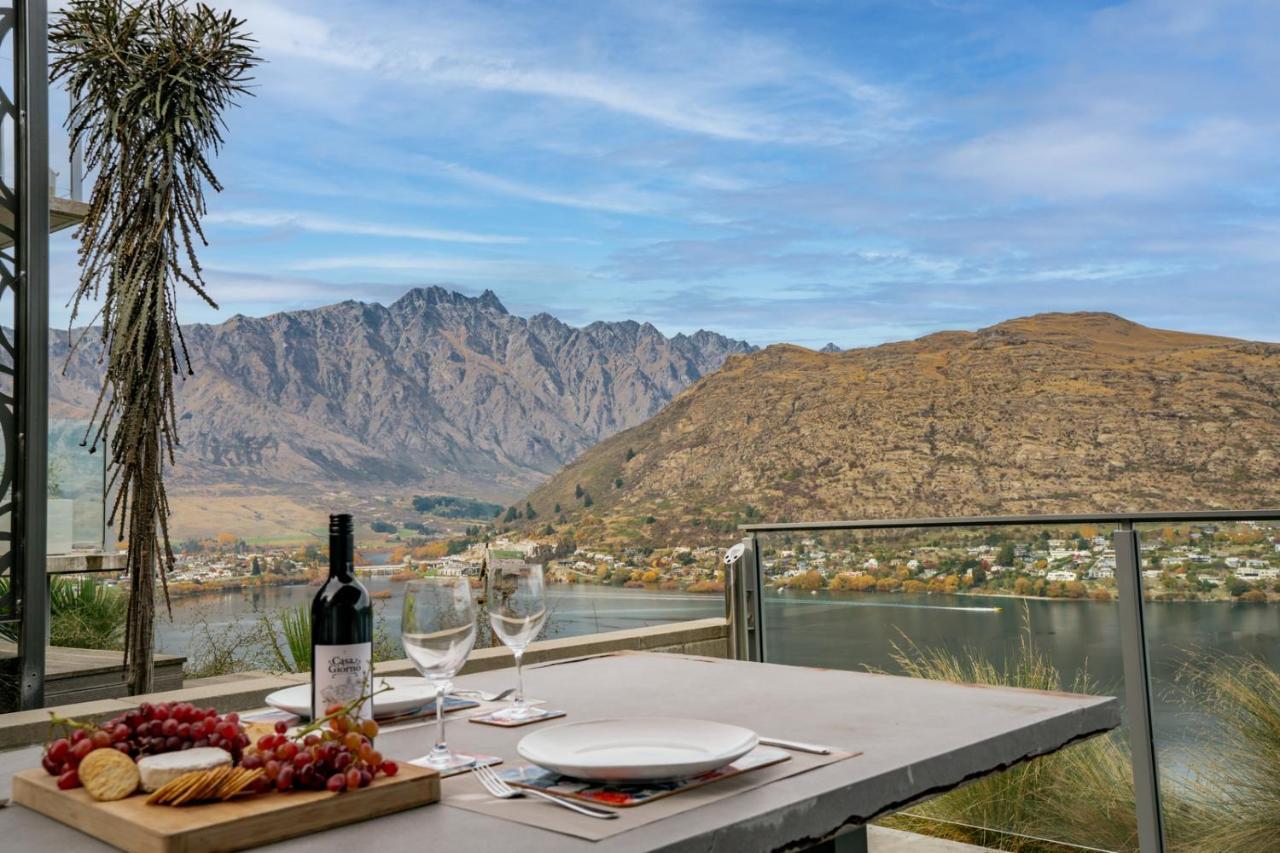 Lakeview Retreat - Queenstown Holiday Home Exterior photo