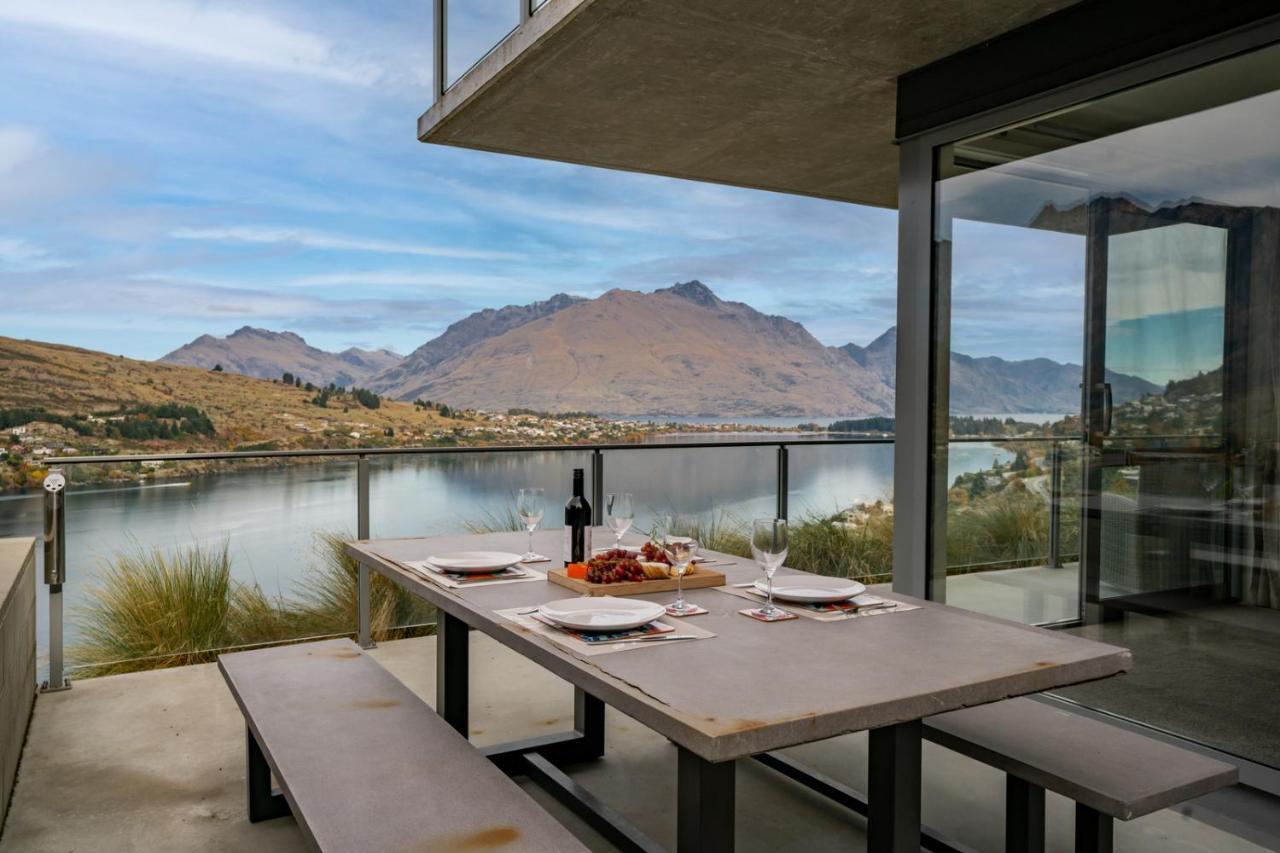 Lakeview Retreat - Queenstown Holiday Home Exterior photo