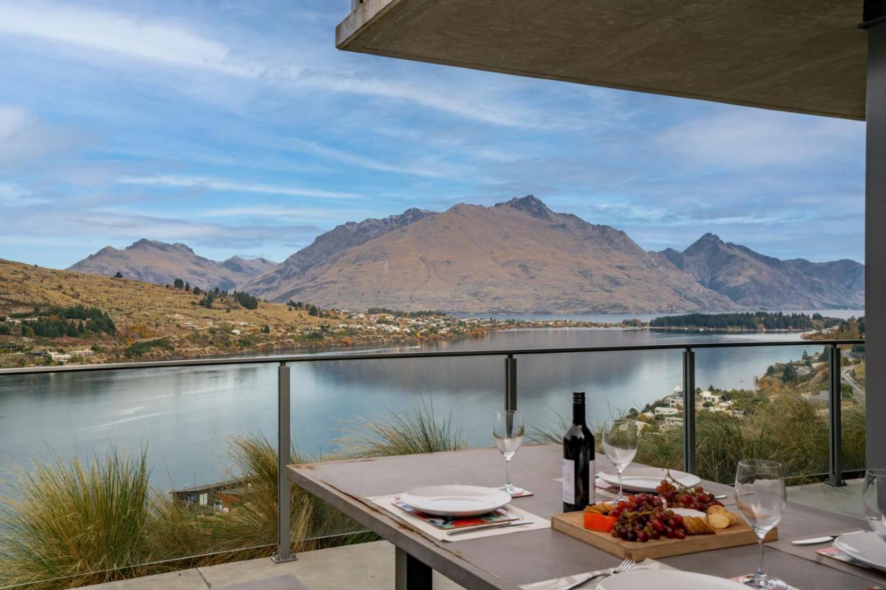 Lakeview Retreat - Queenstown Holiday Home Exterior photo