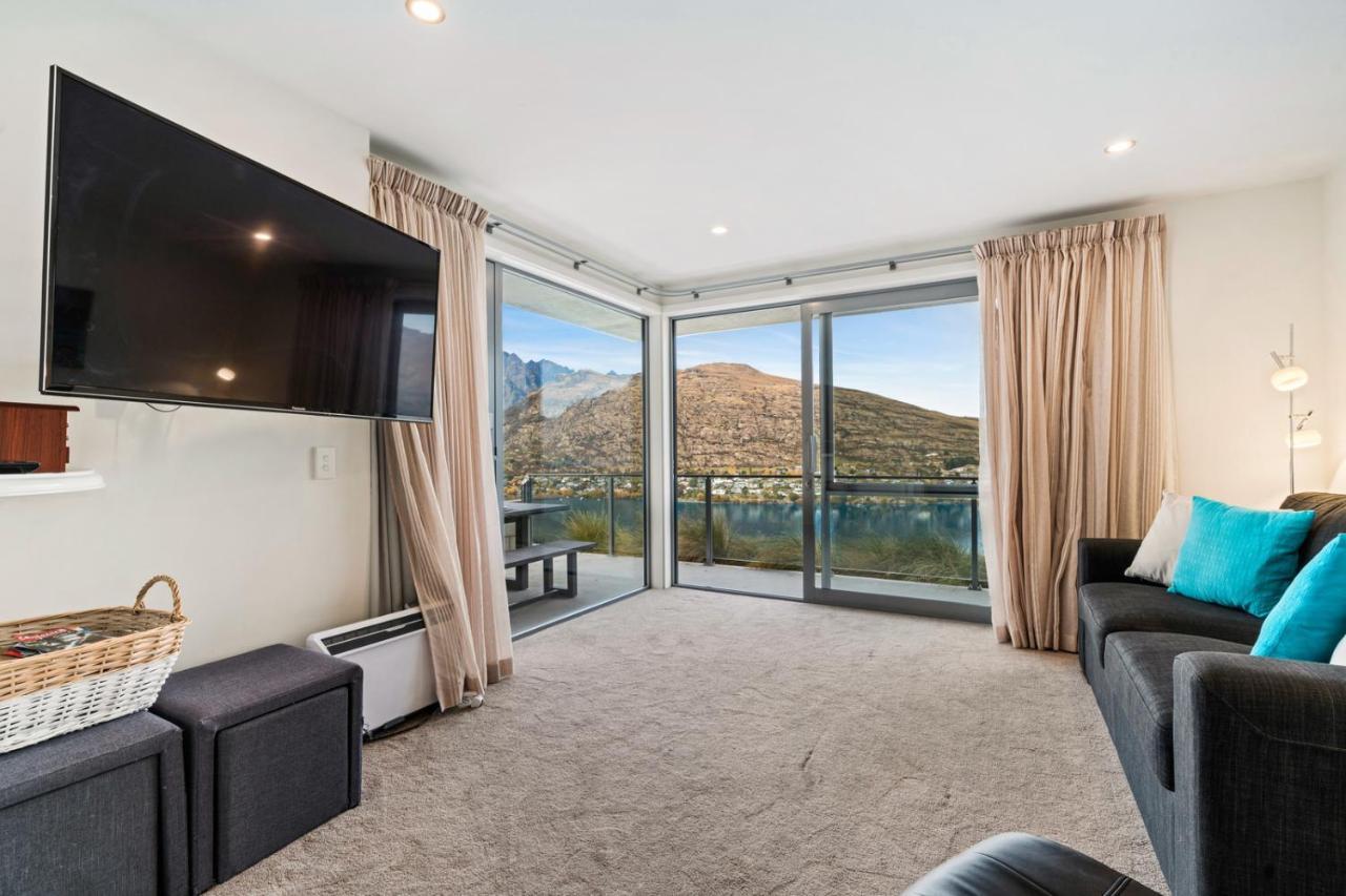 Lakeview Retreat - Queenstown Holiday Home Exterior photo